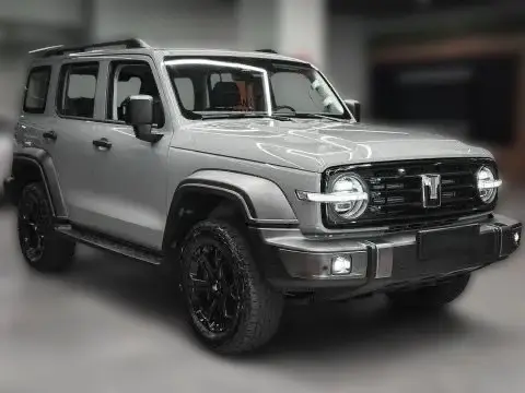 GWM TANK 300 2.0 HI4-T PHEV 4X4 9HAT