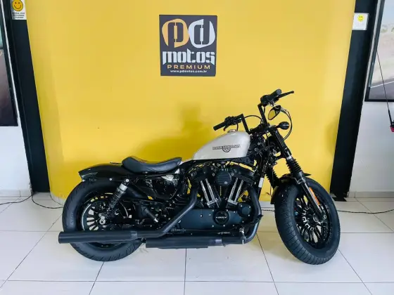 HARLEY-DAVIDSON SPORTSTER FORTY-EIGHT 