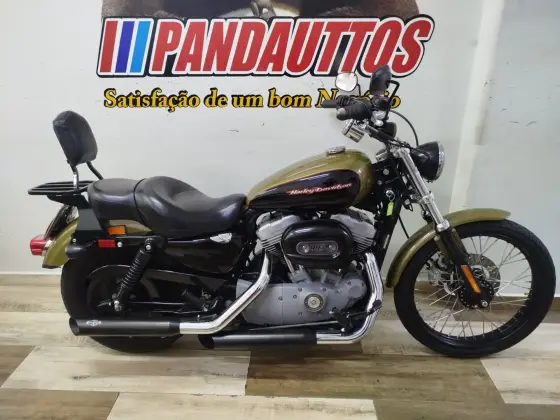 HARLEY-DAVIDSON SPORTSTER XL 883 CUSTOM 