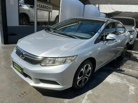 HONDA CIVIC 1.8 LXL 16V FLEX 4P MANUAL