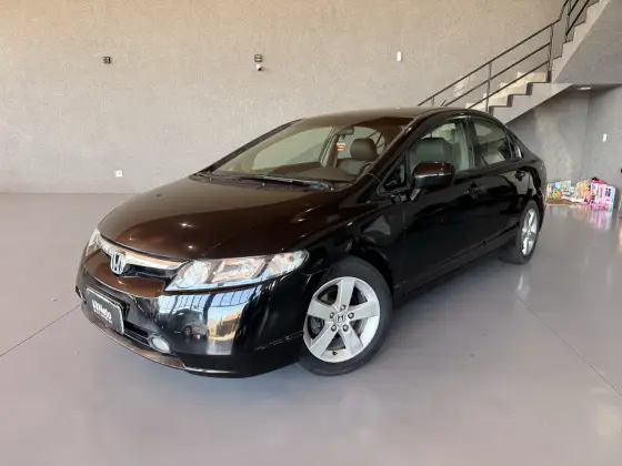 HONDA CIVIC 1.8 LXS 16V FLEX 4P AUTOMÁTICO