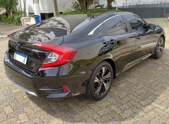 HONDA-CIVIC-2021