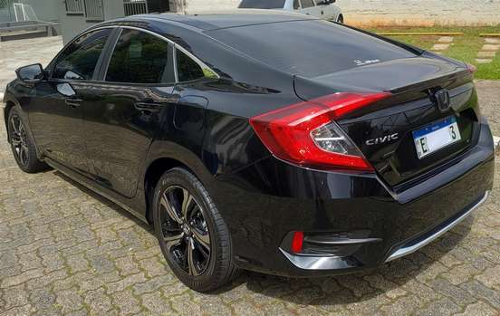 HONDA-CIVIC-2021