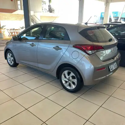 HYUNDAI-HB20-2016