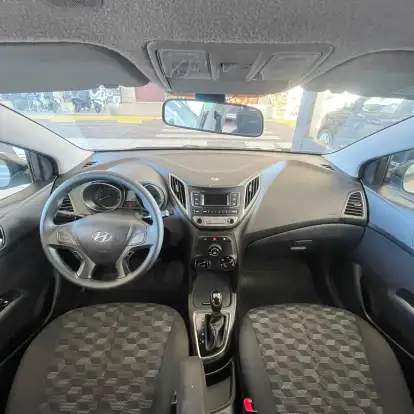 HYUNDAI-HB20-2016