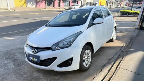 HYUNDAI HB20 1.6 COMFORT PLUS 16V FLEX 4P MANUAL