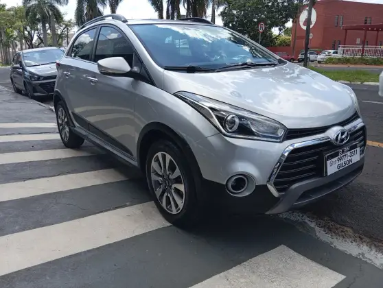 HYUNDAI HB20X 1.6 16V PREMIUM FLEX 4P AUTOMÁTICO