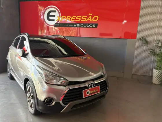 HYUNDAI HB20X 1.6 16V STYLE FLEX 4P AUTOMÁTICO