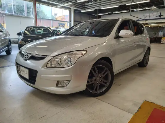 HYUNDAI I30 2.0 MPI 16V GASOLINA 4P AUTOMÁTICO