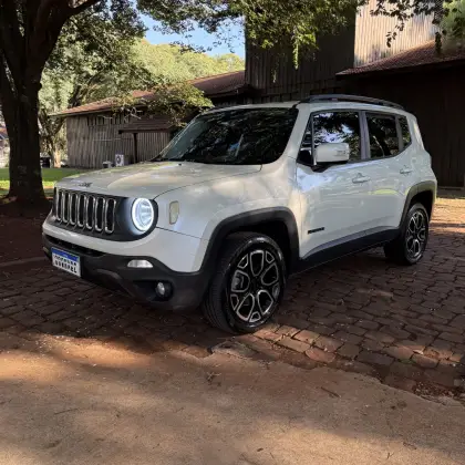 JEEP RENEGADE 2.0 16V TURBO DIESEL LONGITUDE 4P 4X4 AUTOMÁTICO