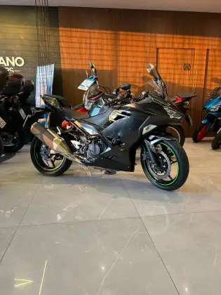KAWASAKI NINJA 400 