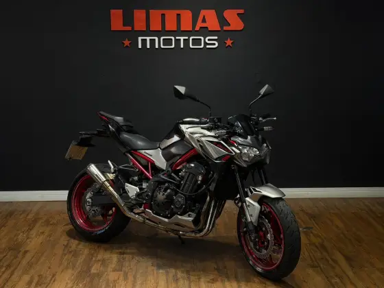 KAWASAKI Z900 