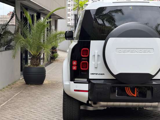 LAND ROVER-DEFENDER-2020
