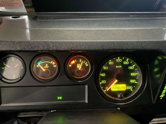 LAND ROVER-DEFENDER-2001