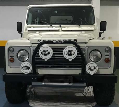LAND ROVER-DEFENDER-2001