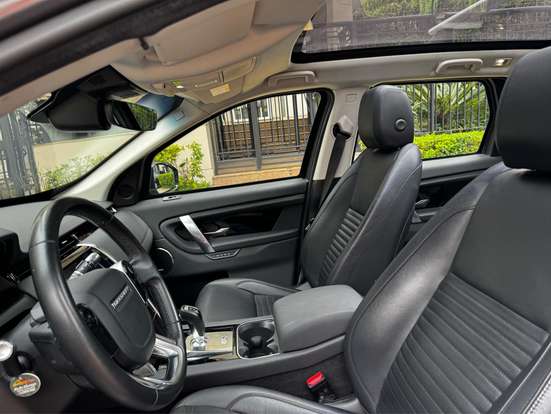 LAND ROVER-DISCOVERY SPORT-2021