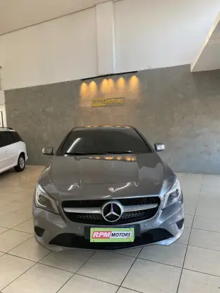 MERCEDES-BENZ CLA 200 1.6 FIRST EDITION TURBO GASOLINA 4P AUTOMATIZADO MERCEDES-BENZ CLA 200 1.6 FIRST EDITION TURBO GASOLINA 4P AUTOMATIZADO