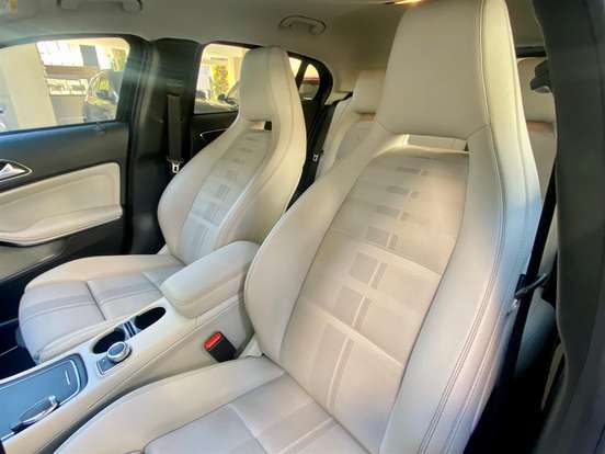 MERCEDES-BENZ-GLA 200-2018