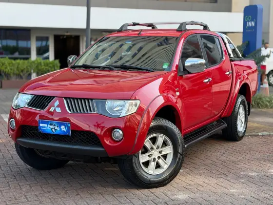 MITSUBISHI L200 TRITON 3.5 HPE 4X4 CD V6 24V FLEX 4P AUTOMÁTICO
