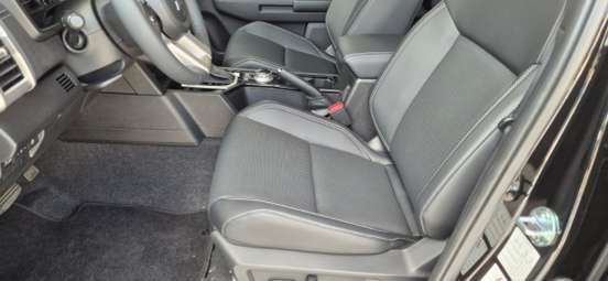 MITSUBISHI-TRITON-2.4 BITURBO DIESEL CD HPE-S 4X4 AUTOMÁTICO MITSUBISHI-TRITON-2025