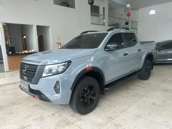 NISSAN FRONTIER 2.3 16V TURBO DIESEL PRO4X CD 4X4 AUTOMÁTICO