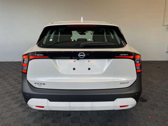 NISSAN-KICKS-2025