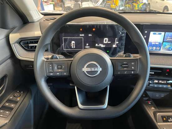 NISSAN-KICKS-2025
