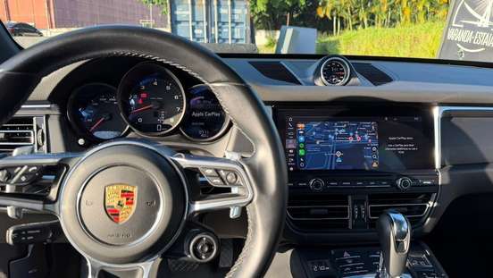 PORSCHE-MACAN-2021