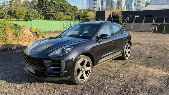 PORSCHE-MACAN-2021