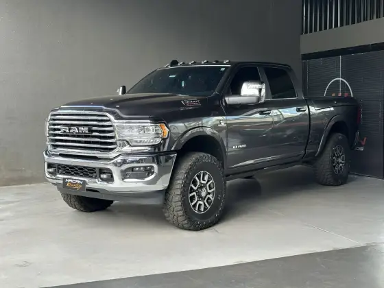 RAM 3500 6.7 I6 TURBO DIESEL LIMITED LONGHORN CD 4X4  AUTOMÁTICO