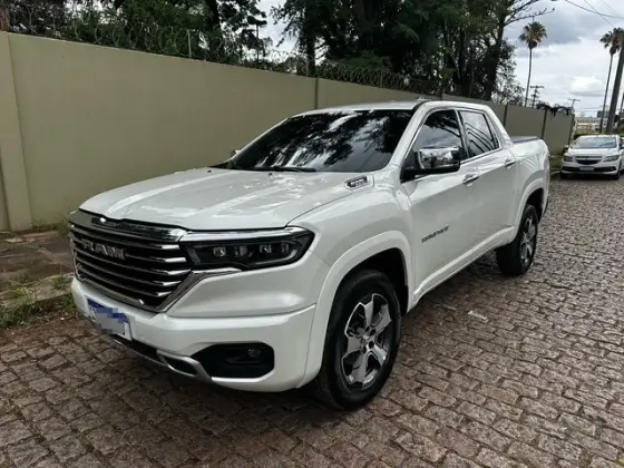 RAM RAMPAGE 2.0 TURBO DIESEL LARAMIE 4X4 AUTOMÁTICO