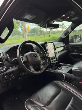 Imagem de RAM 1500 5.7 V8 GASOLINA LIMITED NIGHT EDITION CD 4X4 AUTOMÁTICO