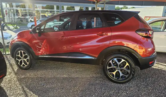 RENAULT CAPTUR 2.0 16V HI-FLEX INTENSE AUTOMÁTICO