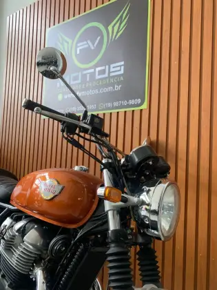 ROYAL ENFIELD INTERCEPTOR 