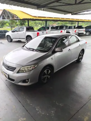TOYOTA COROLLA 1.6 XLI 16V GASOLINA 4P AUTOMÁTICO