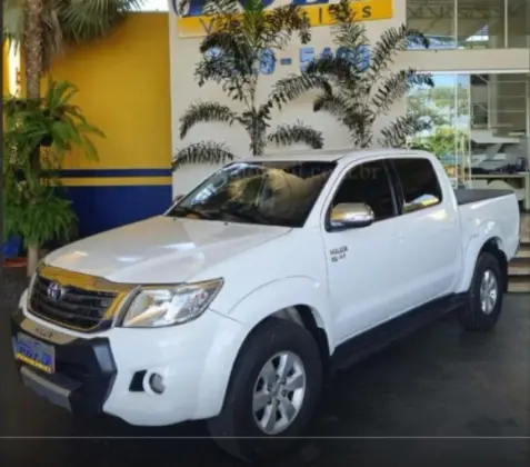 TOYOTA HILUX 2.7 SRV 4X2 CD 16V FLEX 4P AUTOMÁTICO