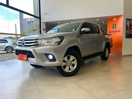TOYOTA HILUX 2.8 SRV 4X4 CD 16V DIESEL 4P AUTOMÁTICO