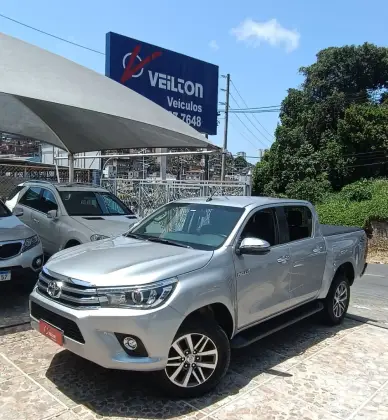 TOYOTA HILUX 2.8 SRX 4X4 CD 16V DIESEL 4P AUTOMÁTICO