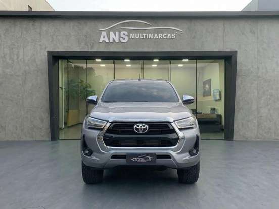 TOYOTA-HILUX-2.8 D-4D TURBO DIESEL CD SRV 4X4 AUTOMÁTICO TOYOTA-HILUX-2021