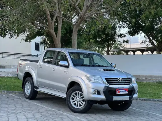 TOYOTA HILUX 3.0 SRV 4X4 CD 16V TURBO INTERCOOLER DIESEL 4P AUTOMÁTICO