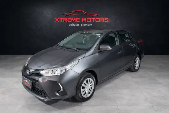 TOYOTA-YARIS-2025