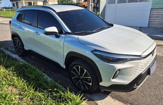 TOYOTA-COROLLA CROSS-2024