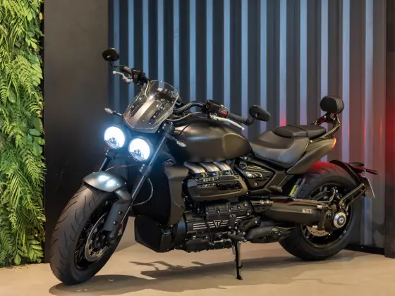 TRIUMPH ROCKET III R 