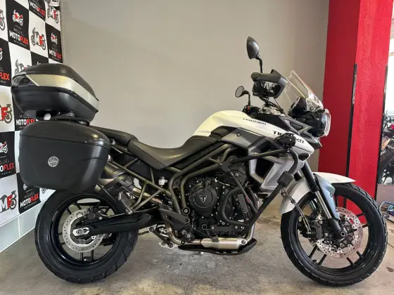 TRIUMPH TIGER 800 XR 