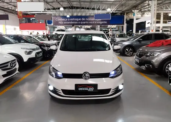 VOLKSWAGEN FOX 1.0 MPI TRENDLINE 12V FLEX 4P MANUAL