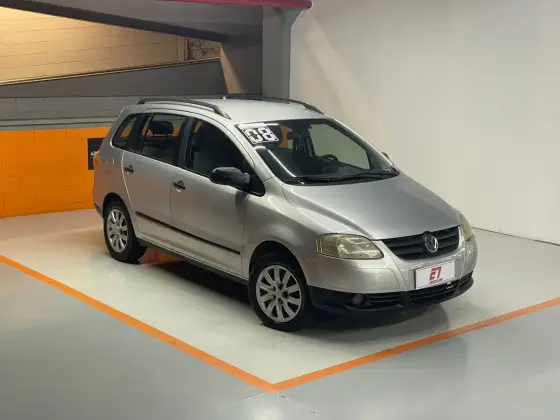 VOLKSWAGEN FOX 1.6 MI 8V FLEX 4P MANUAL VOLKSWAGEN FOX 1.6 MI 8V FLEX 4P MANUAL