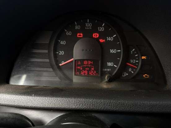VOLKSWAGEN-GOL-1.0 MI 8V FLEX 4P MANUAL G.IV VOLKSWAGEN-GOL-2013