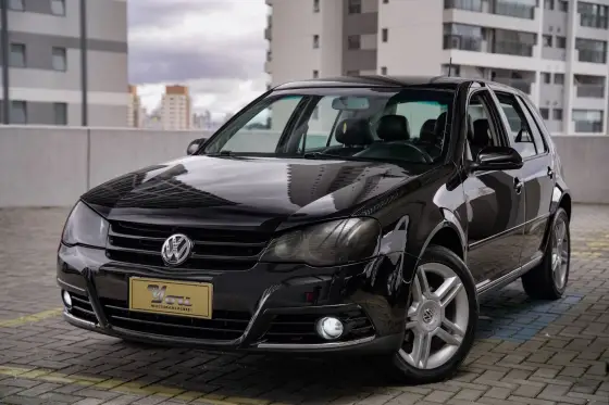 VOLKSWAGEN GOLF 2.0 MI COMFORTLINE 8V GASOLINA 4P AUTOMÁTICO