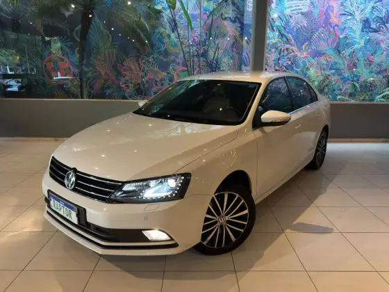 VOLKSWAGEN JETTA 2.0 TSI HIGHLINE 211CV GASOLINA 4P TIPTRONIC