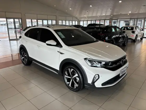 VOLKSWAGEN NIVUS 1.0 200 TSI TOTAL FLEX HIGHLINE AUTOMÁTICO